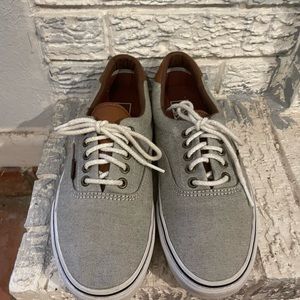 Van’s gray shoes